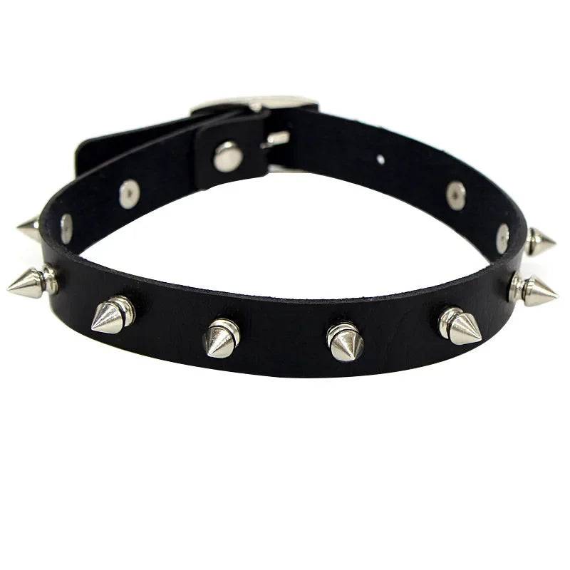 Choker A Pointes Gothique