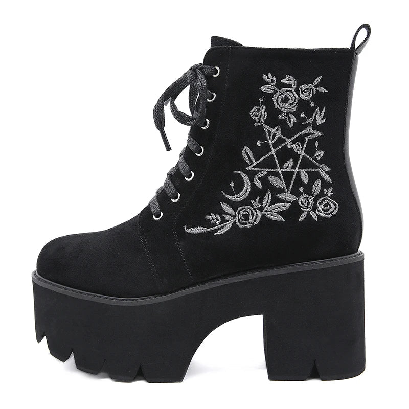 Bottines femmes gothique