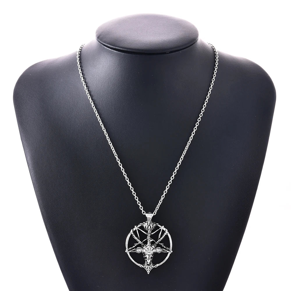 Collier Gothique Pentagrames