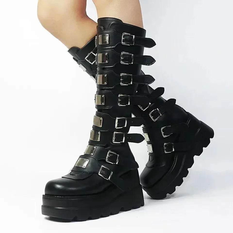 Bottes hautes femmes gothique